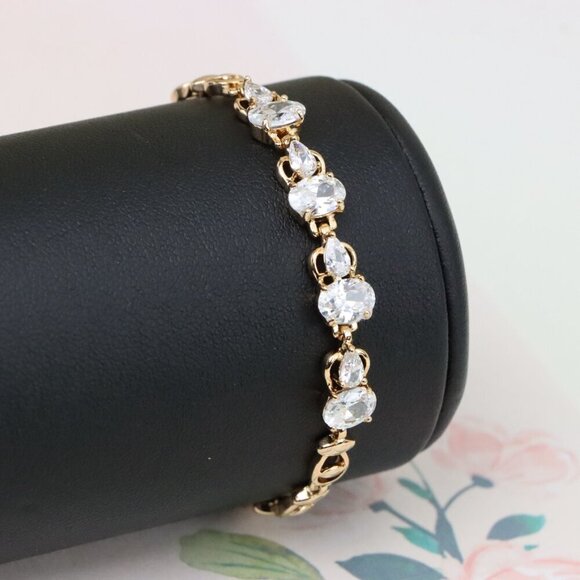 "Elegant Rose Gold Plated Bracelet with Oval and Teardrop Stones, XPBL0908 - Picture 8 of 12